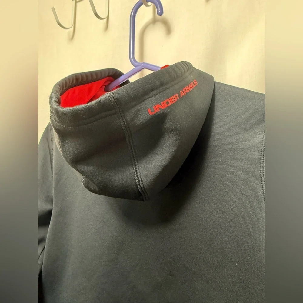 Under Armour Hoodie Sweat Shirt Youth Medium Black Red 0111